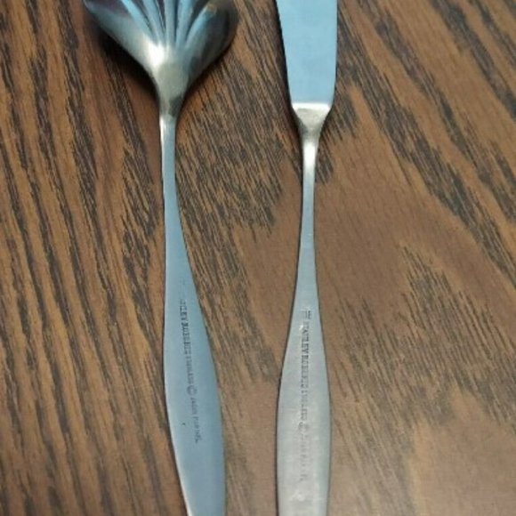 Stanley Roberts Stainless Master Butter Knife and Shell Sugar Spoon Japan VTG - Picture 7 of 7